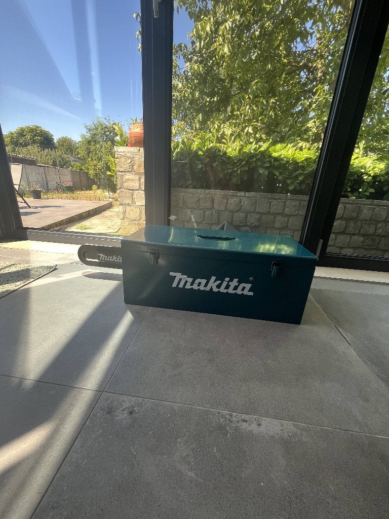 Makita kettingzaag, Doe-het-zelf en Bouw, Gereedschap | Zaagmachines, Ophalen, Kettingzaag, Zo goed als nieuw, 30 tot 70 mm
