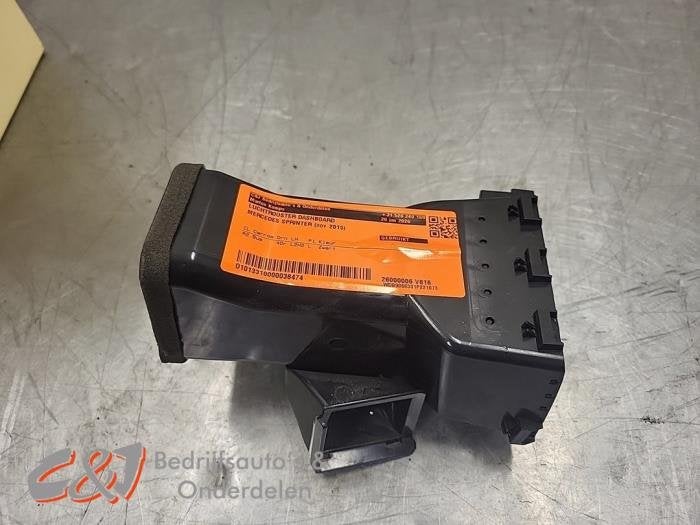 Luchtrooster Dashboard van een Mercedes Sprinter, Gebruikt, -, Ophalen of Verzenden, -