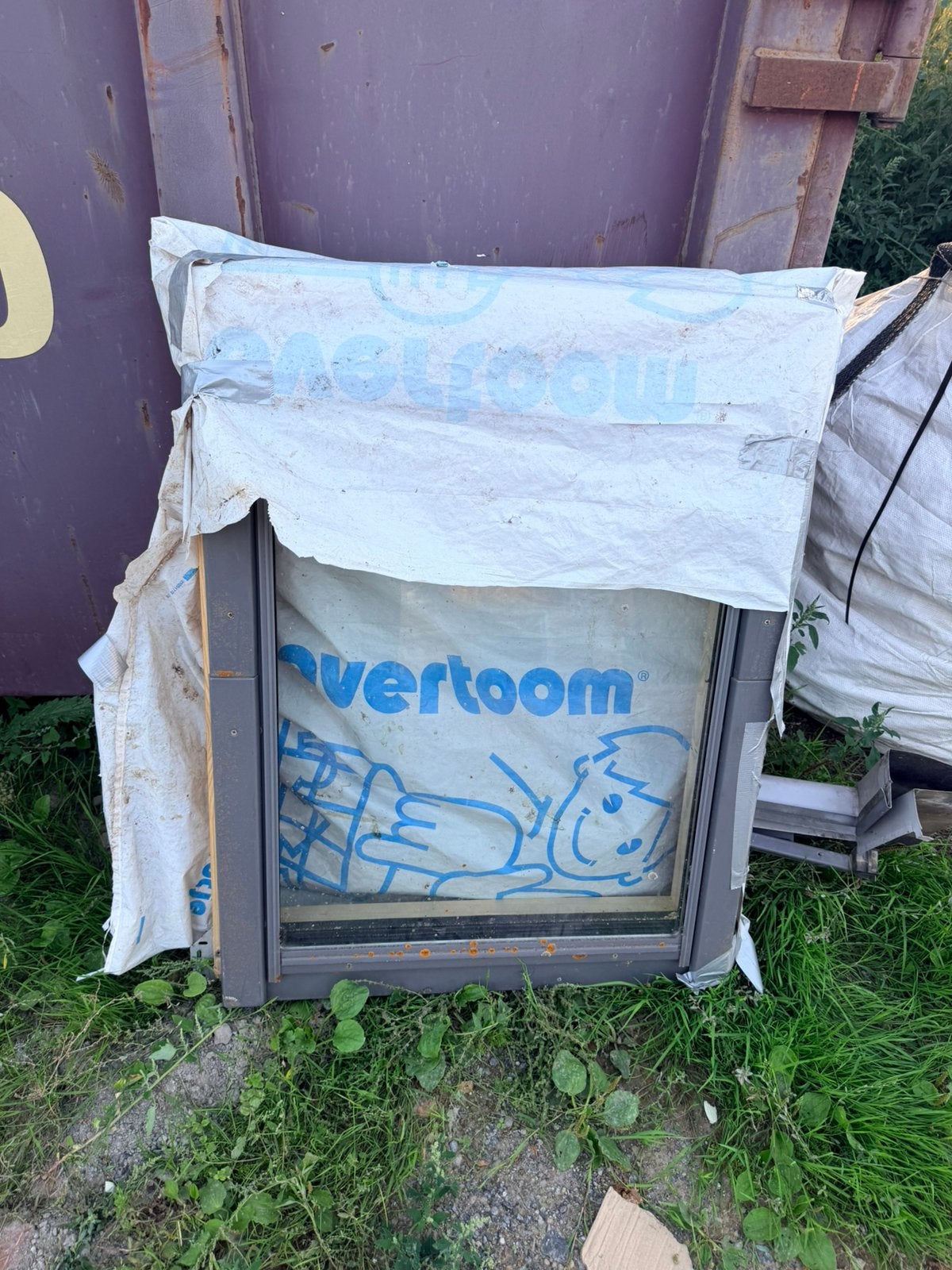 Velux 78/98 en bon etat, Enlèvement, Utilisé