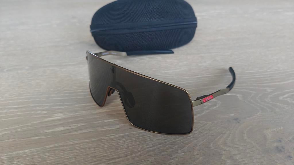 Oakley Sutro TI Matte Gold/ Prizm Black
zonnebril, Ophalen of Verzenden