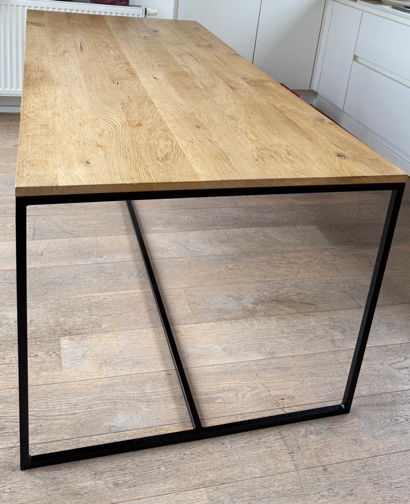 Houten tafel met stalen onderstel, Ophalen, Gebruikt, 200 cm of meer, 50 tot 100 cm