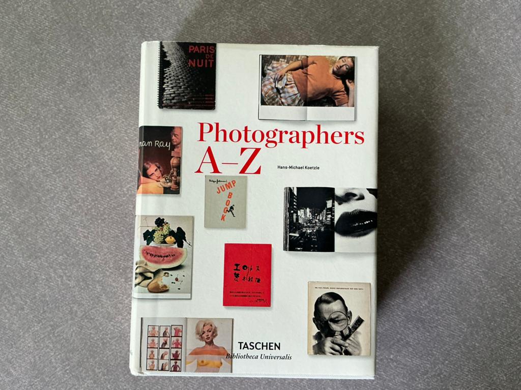 Photographers A–Z van Hans-Michael Koetzle, Boeken, Kunst en Cultuur | Fotografie en Design, Ophalen of Verzenden, Nieuw, Fotografen