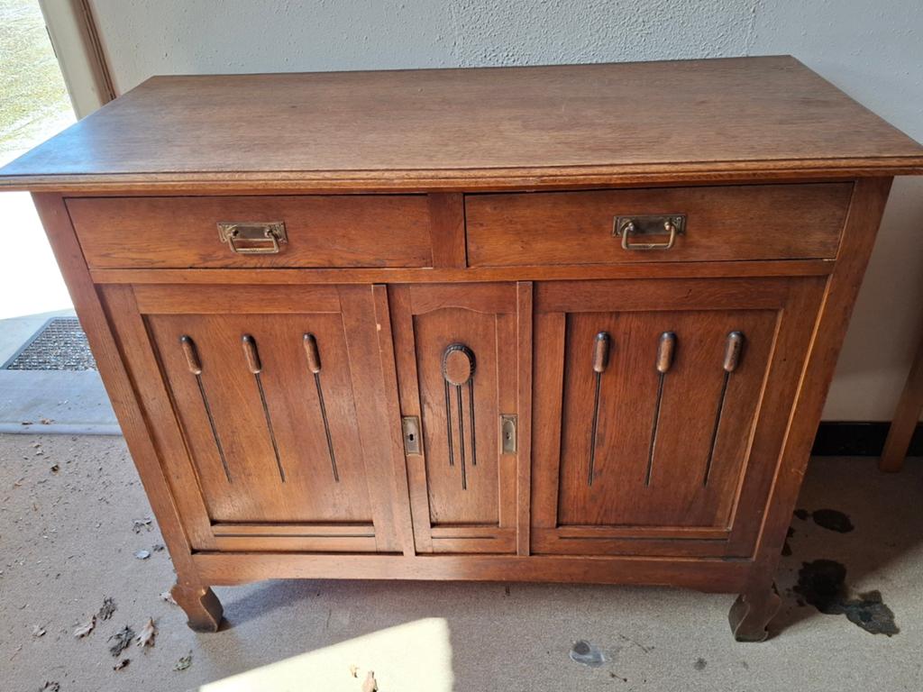 Buffet bas Art Déco ancien en chêne maillé – années 30, Maison & Meubles, Inconnu, Inconnu, Enlèvement, Inconnu