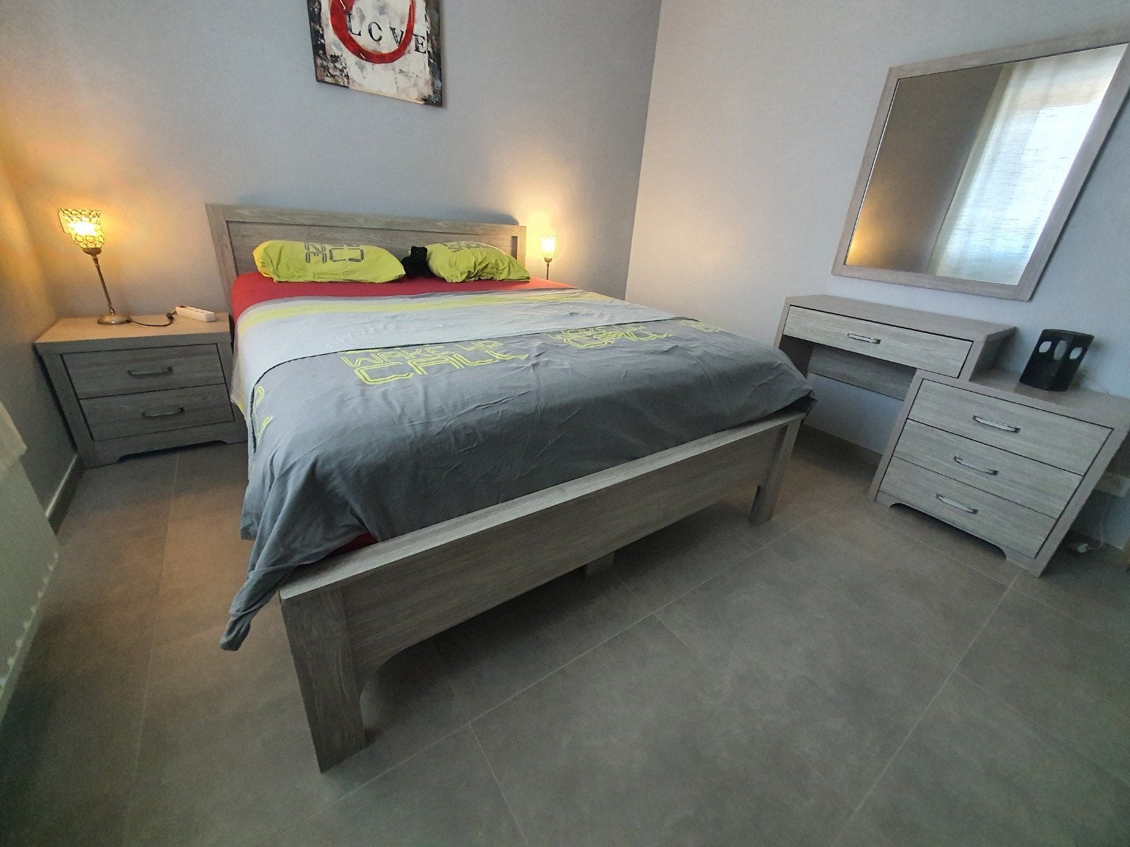 volledige slaapkamer nieuwstaat 1jaar oostkamp, Ophalen