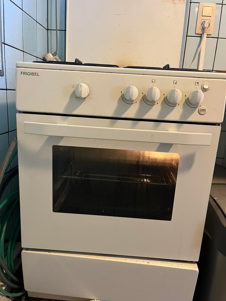 Gasfornuis + dampkap, Elektronische apparatuur, Ophalen, Zo goed als nieuw