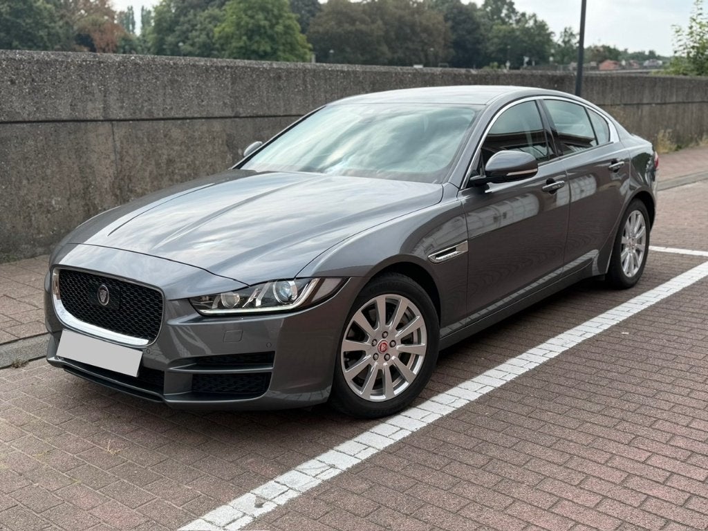 Jaguar XE 2.0T 250PK Automaat 1 eigenaar Veel opties 2017, Auto's, Jaguar, Stof, Bedrijf, 5 deurs, Zilver of Grijs