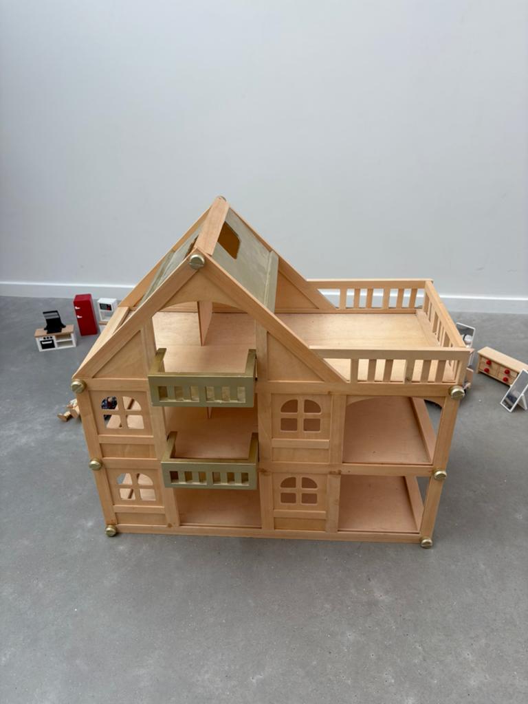 Poppenhuis met meubeltjes, Kinderen en Baby's, Ophalen, Gebruikt, Poppenhuis