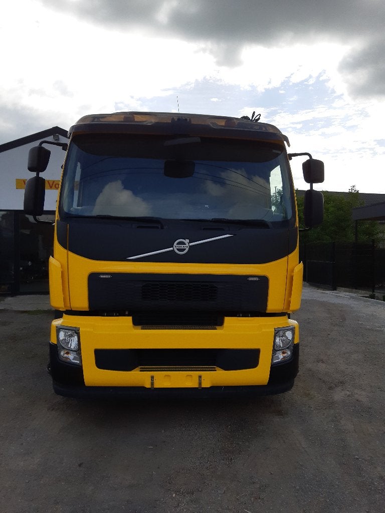 Volvo FE 300 Euro5 6x2 26T kraan HMF 2220 -6 Palift systeem, Autos, Euro 5, Achat, Entreprise, 2 portes