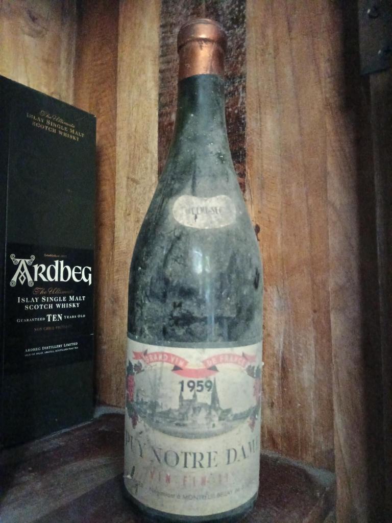 Zeldzame fles rode wijn Puy Notre Dame 1959, Ophalen, Zo goed als nieuw, Rode wijn