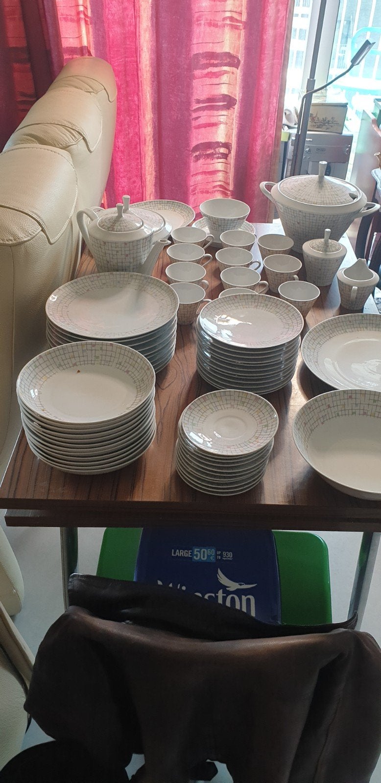 Bavaria Servies, Ophalen