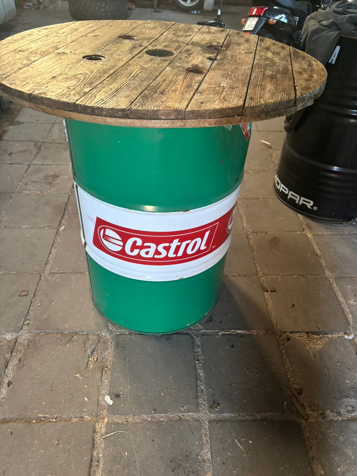 Stantafel oli vat, Huis en Inrichting, Ophalen, Nieuw