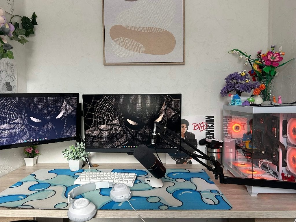 Set - „Gaming” -pc's en -schermen, microfoons, enz., Computers en Software, Pc- en Netwerkkabels, Zo goed als nieuw, Ophalen of Verzenden