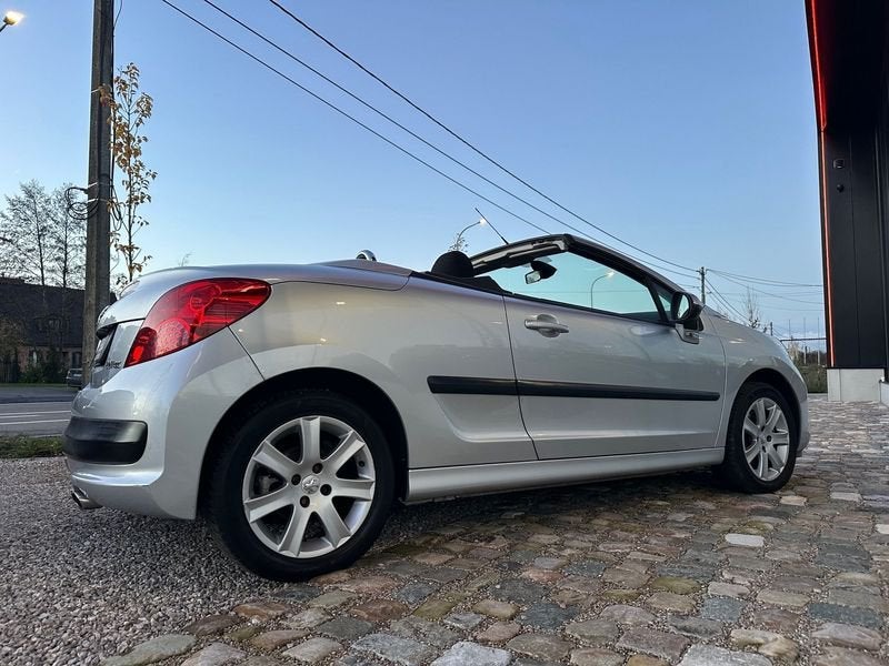 Peugeot 207 CC Cabrio 99.000 km , Alu/Airco/LEZ ok/Garantie, Auto's, Peugeot, Voorwielaandrijving, Stof, Gebruikt, Zwart