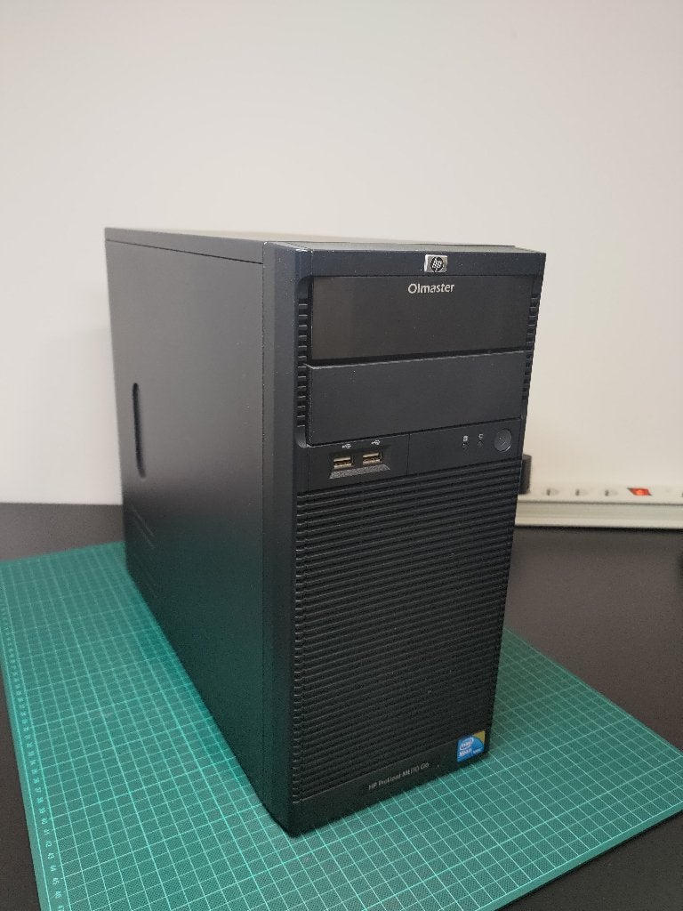 GRATIS PC CASE Micro ATX, Computers en Software, Ophalen, Gebruikt