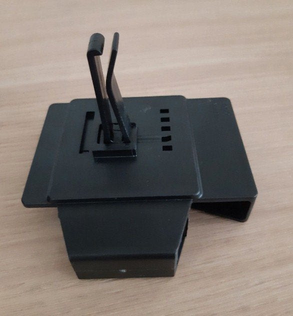 Eenvoudige GSM houder voor auto (via radiator ventilatie), Ophalen of Verzenden, Nieuw, Auto