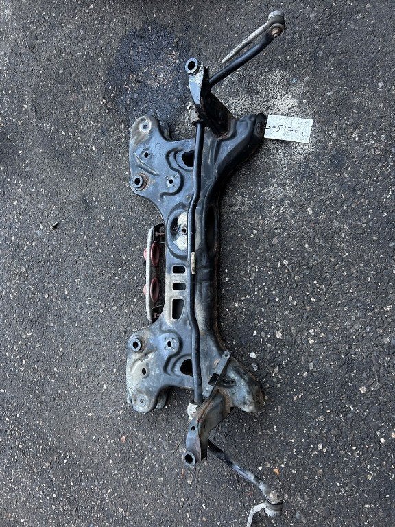 BERCEAU MOTEUR Volkswagen Polo VI (AW1) (|2Q0199315|), Autos : Pièces & Accessoires, Volkswagen, Volkswagen AG, Utilisé, Kundenbetreuung@volkswagen.de