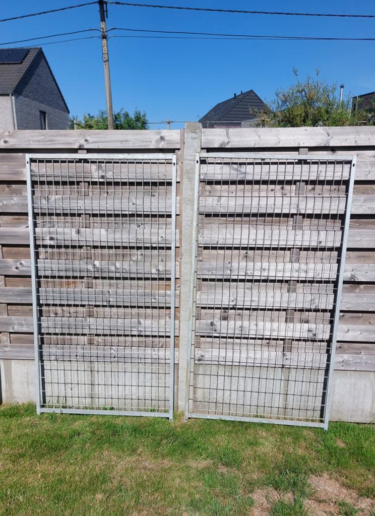 Panelen hondenkennel, Enlèvement