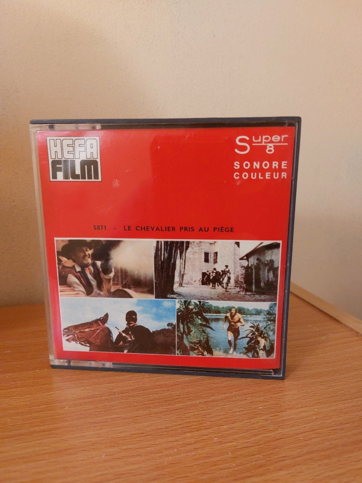 film super 8..le chevalier pris  au piege, Envoi, Neuf