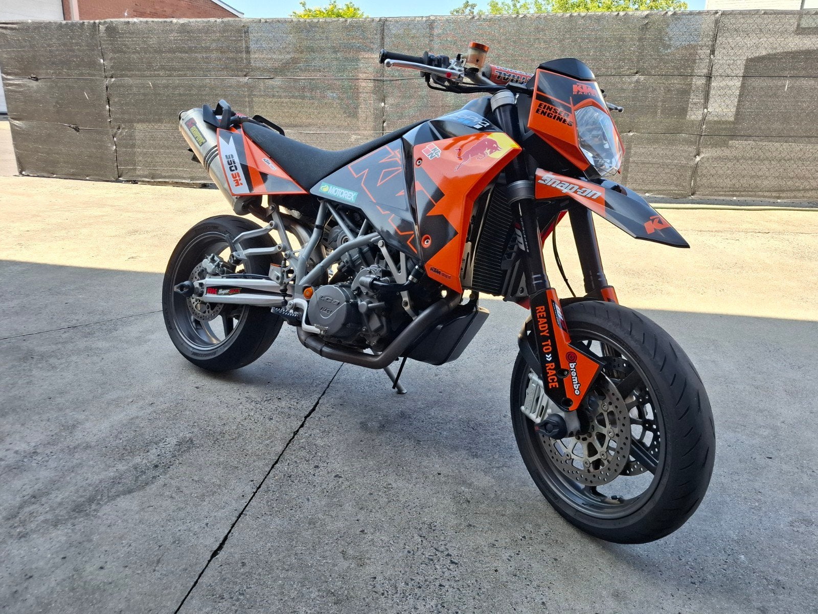 Ktm 950 supermotard, Motoren, 2 cilinders, 950 cc, Meer dan 35 kW, SuperMoto