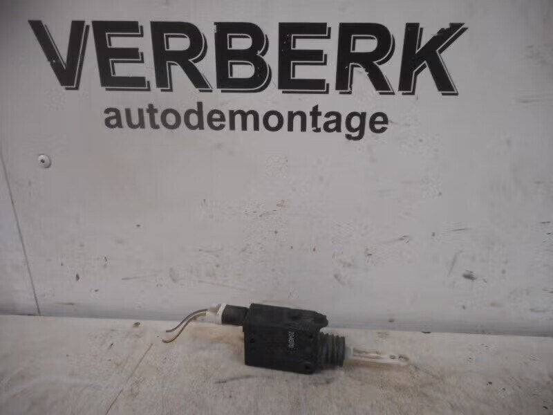 CENTRALE VERGRENDELING MOTOR BRANDSTOFKLEP Cougar (ECX / W), Gebruikt, Ophalen of Verzenden, Henry-Ford-Straße 1 50735 Köln, DE