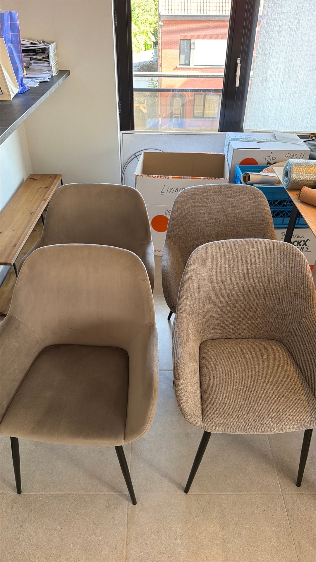 4 chaises de salle à manger grises, Maison & Meubles, Chaises, Gris, Enlèvement, Utilisé, Quatre