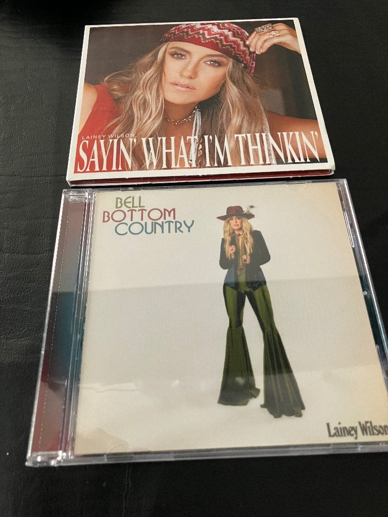 Lainey Wilson - Bell bottom country sayin what i'm thinking, Cd's en Dvd's, Americana, Ophalen of Verzenden, Zo goed als nieuw