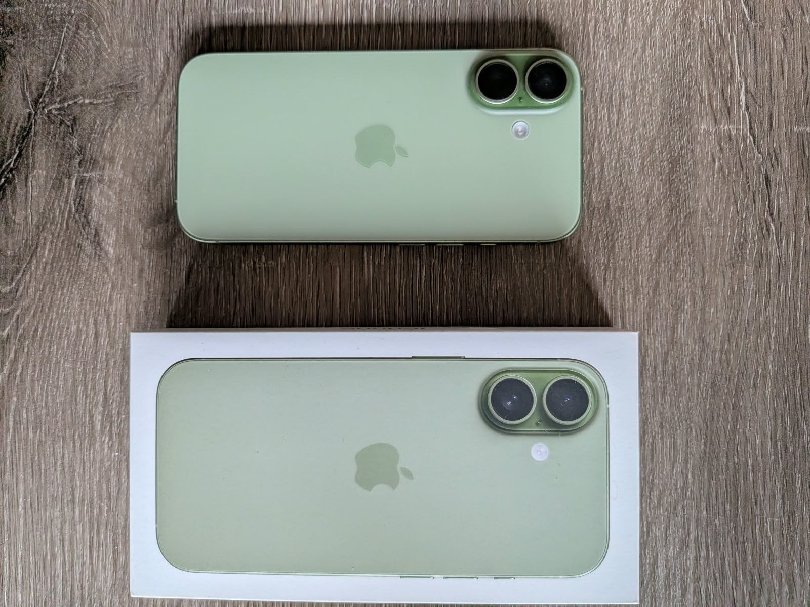 Iphone 17 groen, Télécoms, 256 GB, Autres modèles, Comme neuf, 98 %