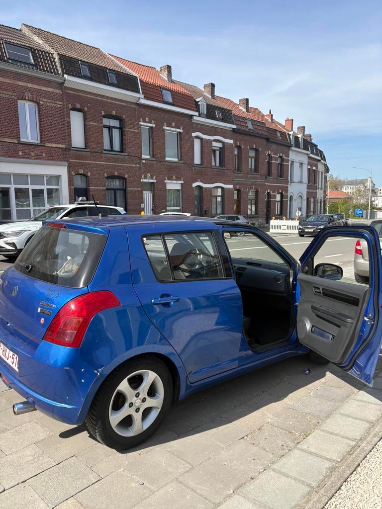 Suzuki swift 1.3 - 2007 - essence 5 portes, Autos, Cuir, Achat, Intérieur cuir, Boîte manuelle