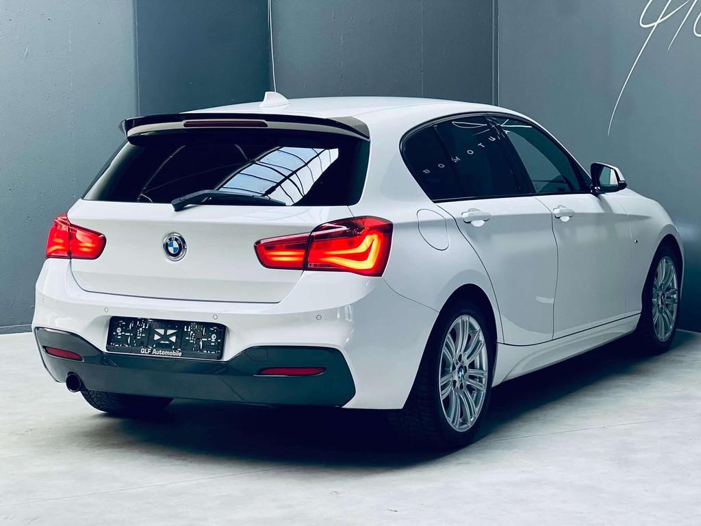 BMW 1 Serie 118 i *FULL PACK M*CLIMATISATION*CARNET COMPLET*, Auto's, BMW, 1 Reeks, Gebruikt, Alcantara, Wit