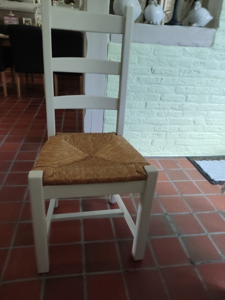 4 houtgelakte stoelen voor €20, Enlèvement, Bois