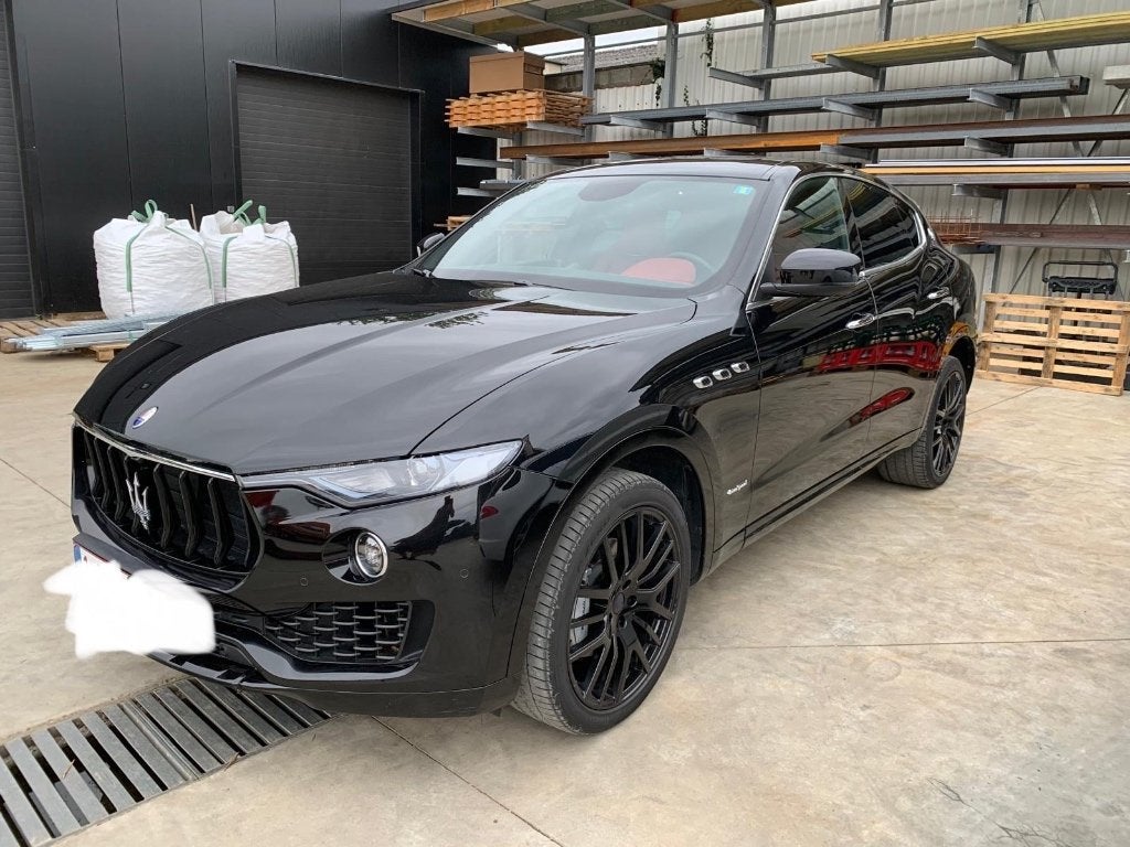 Maserati Levante, Automaat, Zwart, Leder, Overige kleuren