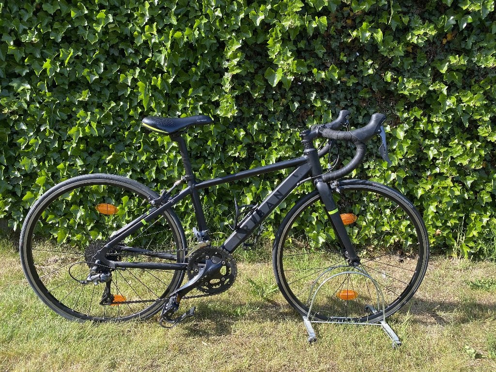 koersfiets rc triban 500 - mat zwart, Ophalen, Velgrem, Versnellingen, Zo goed als nieuw