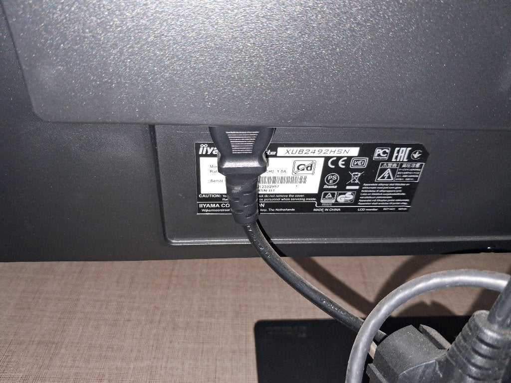 PC Scherm, Computers en Software, Ophalen, IPS, Zo goed als nieuw, Ingebouwde speakers