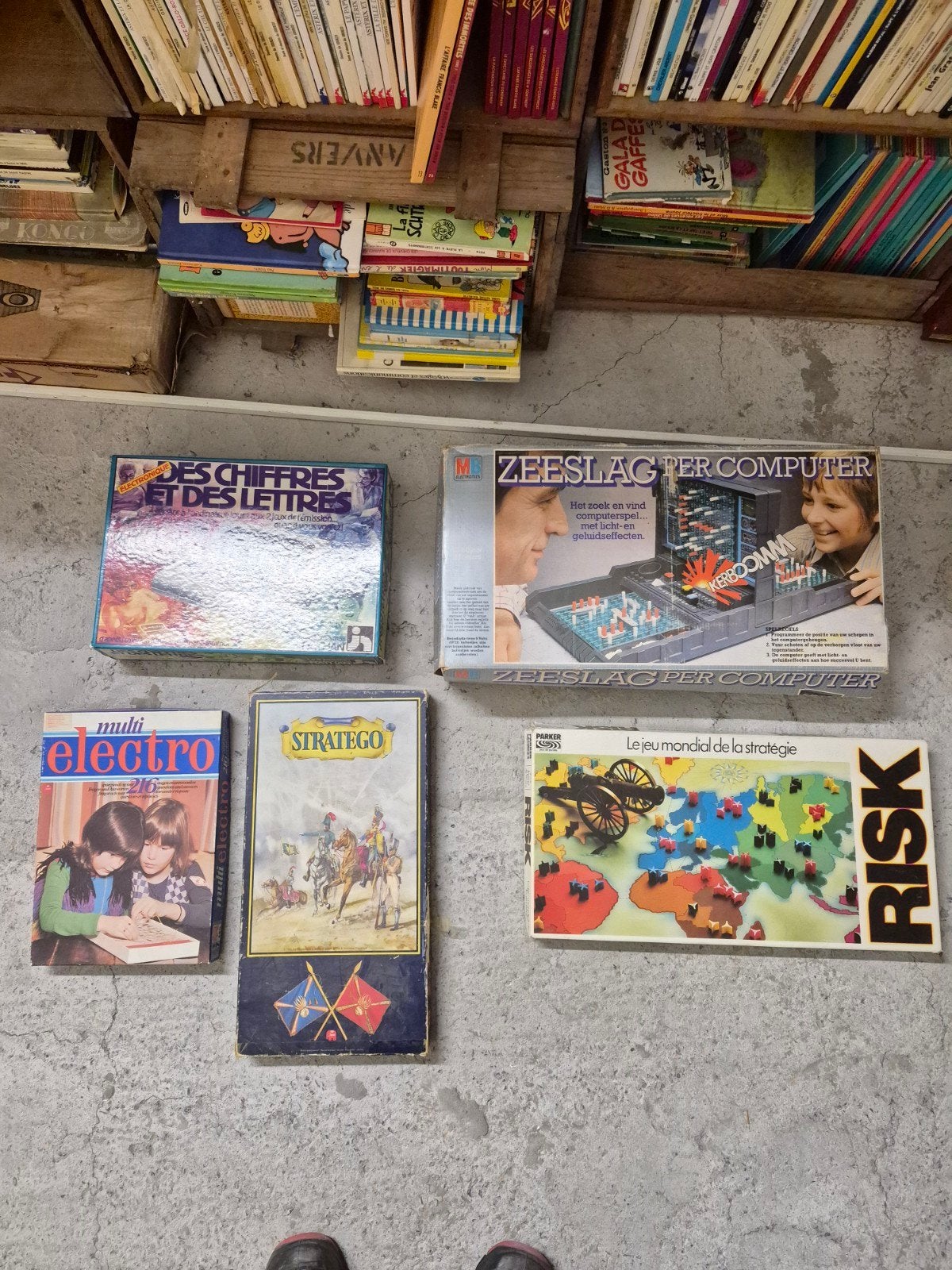 Set van 5 vintage retro bordspellen (Risk, Stratego, Bat), Hobby en Vrije tijd, Vijf spelers of meer, Ophalen of Verzenden, Gebruikt