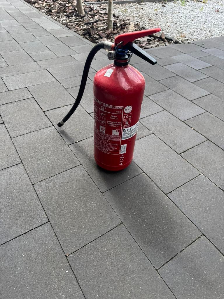 Poeder brandblusser, Huis en Inrichting, Brandblussers en Brandkasten, Ophalen, Zo goed als nieuw, Brandblusser