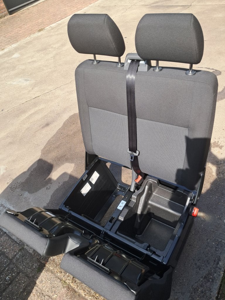 Gezocht Stoel | ruilen bijrijdersbank + 100,-  | VW T5 - T6, Ophalen, Gebruikt, Volkswagen, Berliner Ring 2, 38440 Wolfsburg, Duitsland