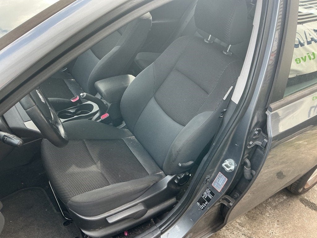 INTERIEUR Hyundai i30 Crosswagon (WWH) (01-2007/06-2012), Gebruikt, Hyundai
