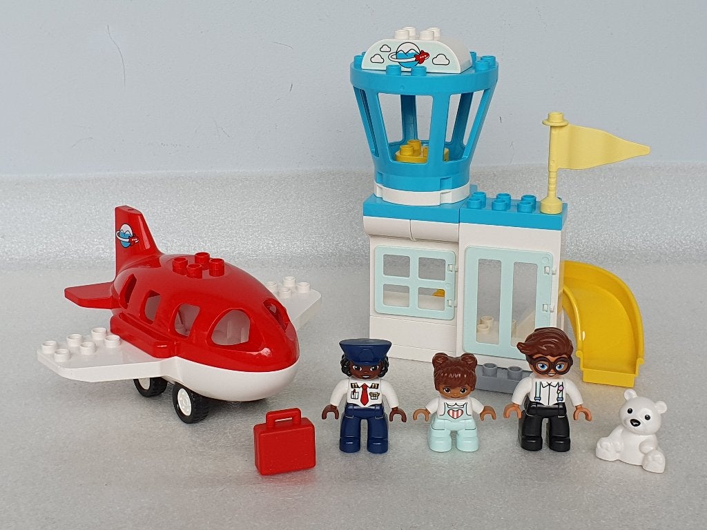 Lego Duplo 10961: Vliegtuig met Vliegveld, Enfants & Bébés, Jouets | Duplo & Lego, Utilisé, Duplo, Ensemble complet, Complet, Enlèvement ou Envoi