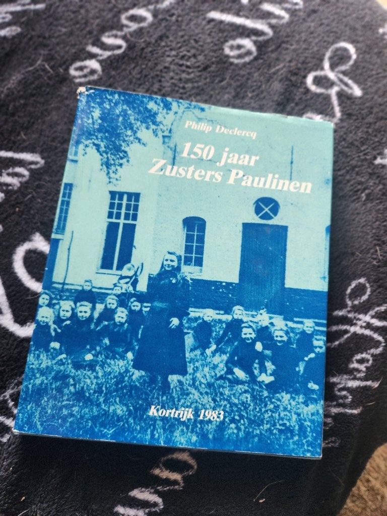 150 jaar zusters Pauline  kortrijk, Ophalen of Verzenden, Gelezen