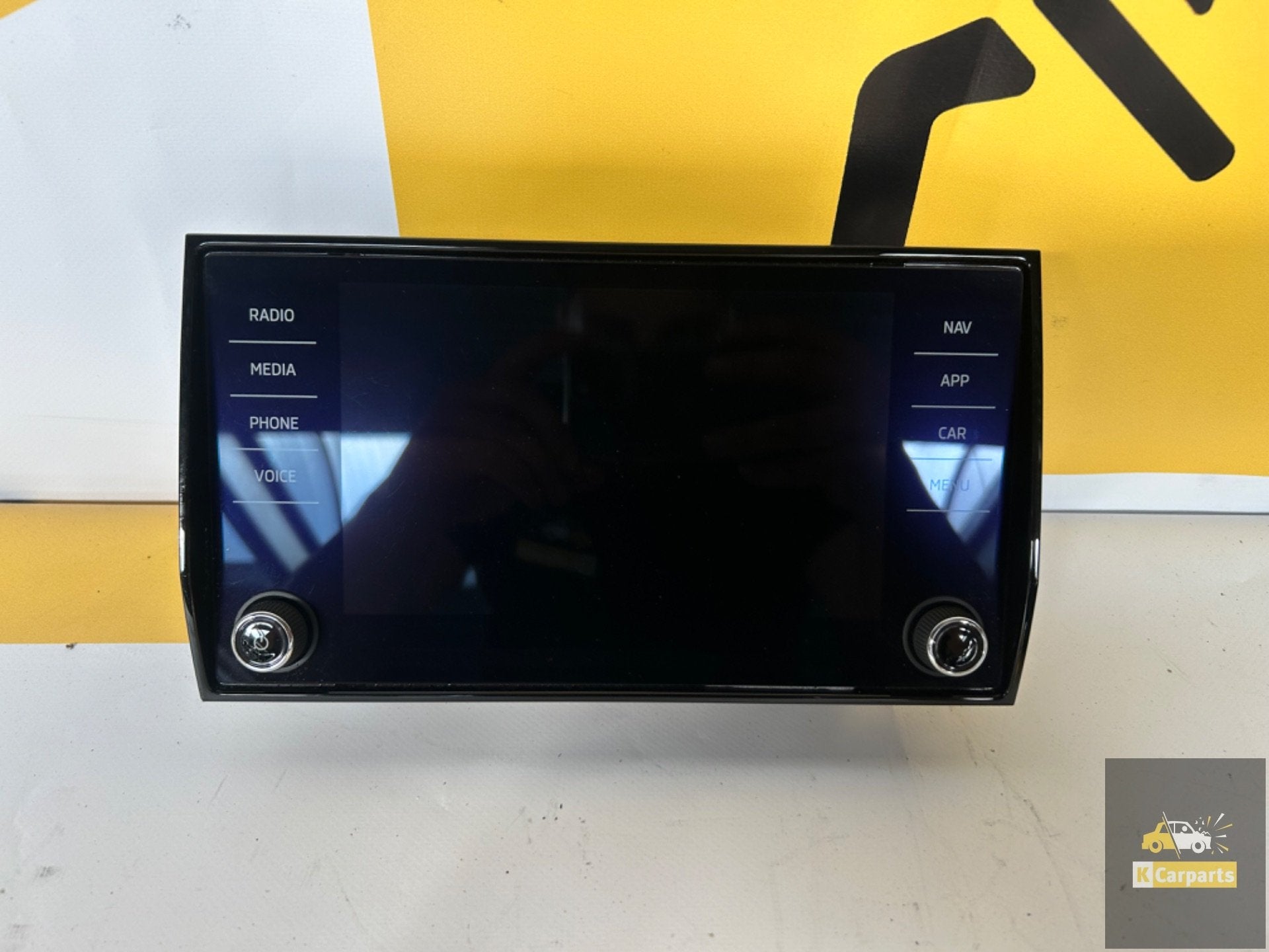 Multi Media Computer navigatiesysteem Skoda Karoq 565919605B, Info@fabrikant.eu, Fabrikantstraat 1
1000 AA  Amsterdam, NL, Skoda
