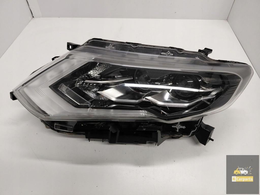 Nissan X-Trail T32 Lift Volledig Led-licht links, Takashima 1-chome 1-1
220-8686  Yokohama, NISSAN_SR@mail.nissan.co.jp, Nissan