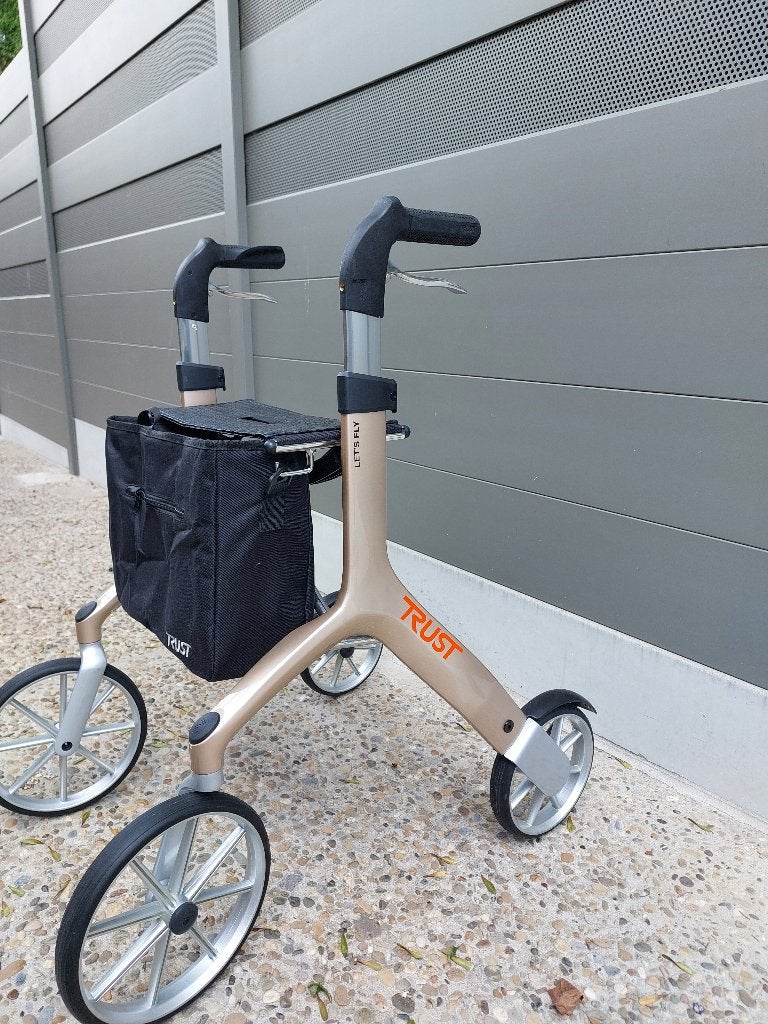 Rollator- nieuw TRUST Lets fly, Divers, Déambulateurs, Neuf, Poids léger, Pliable, Enlèvement