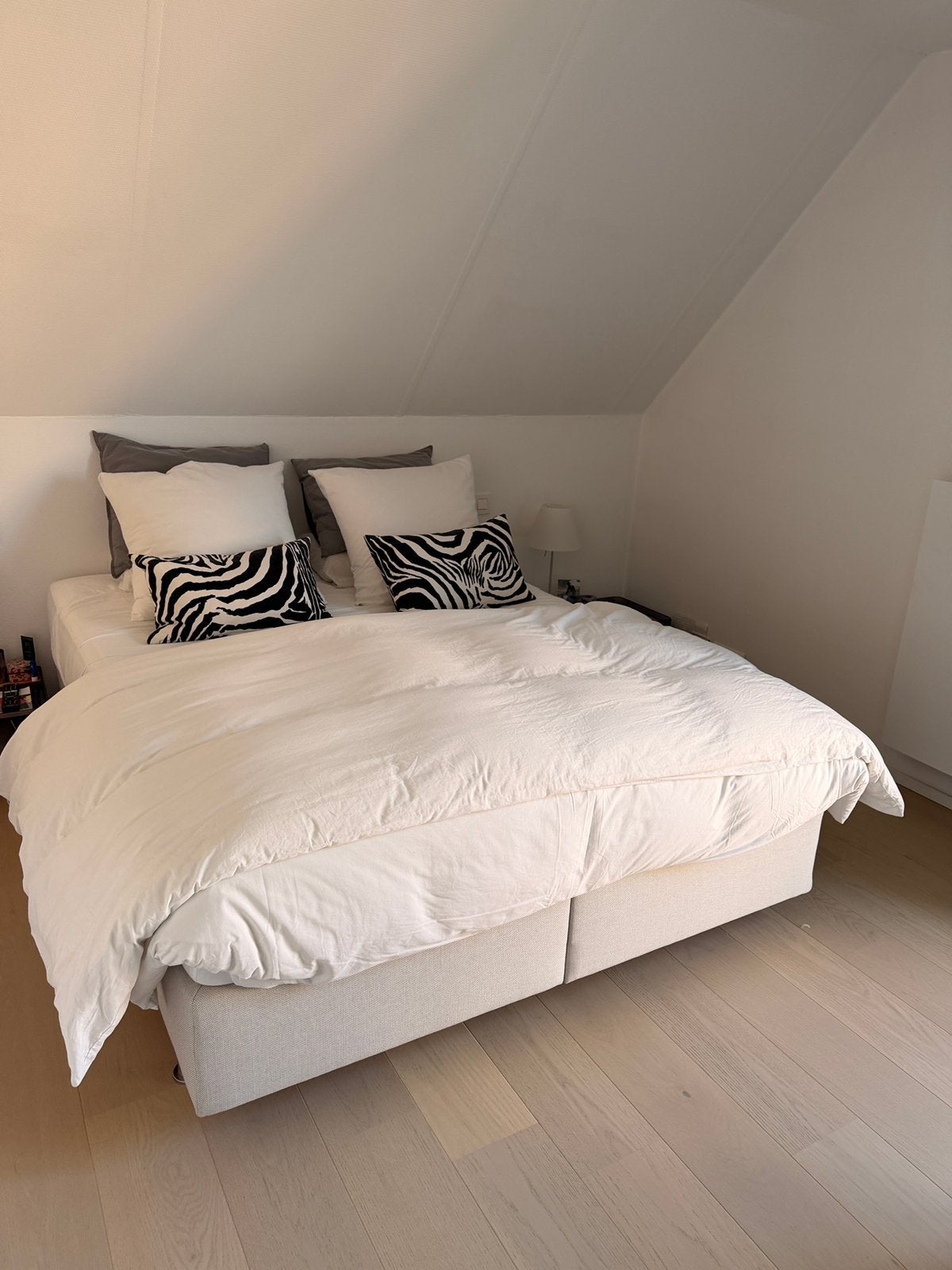 Sommier tapissier + matelas 160  200 cm, Maison & Meubles, Enlèvement, Utilisé, 200 cm, Deux personnes