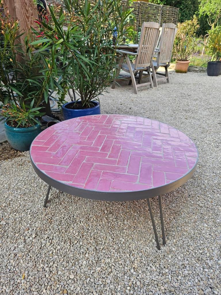 Salontafel met roze zelliges, Huis en Inrichting, Ophalen
