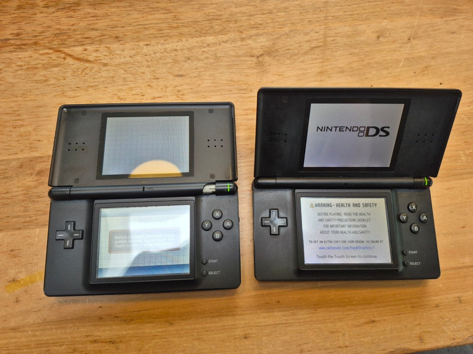 2x Nintendo DS consoles, Games en Spelcomputers, Spelcomputers | Nintendo DS, Ophalen