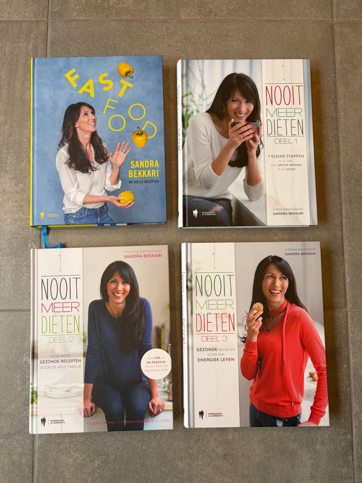 4x kookboek Sandra Bekkari, Ophalen, Zo goed als nieuw