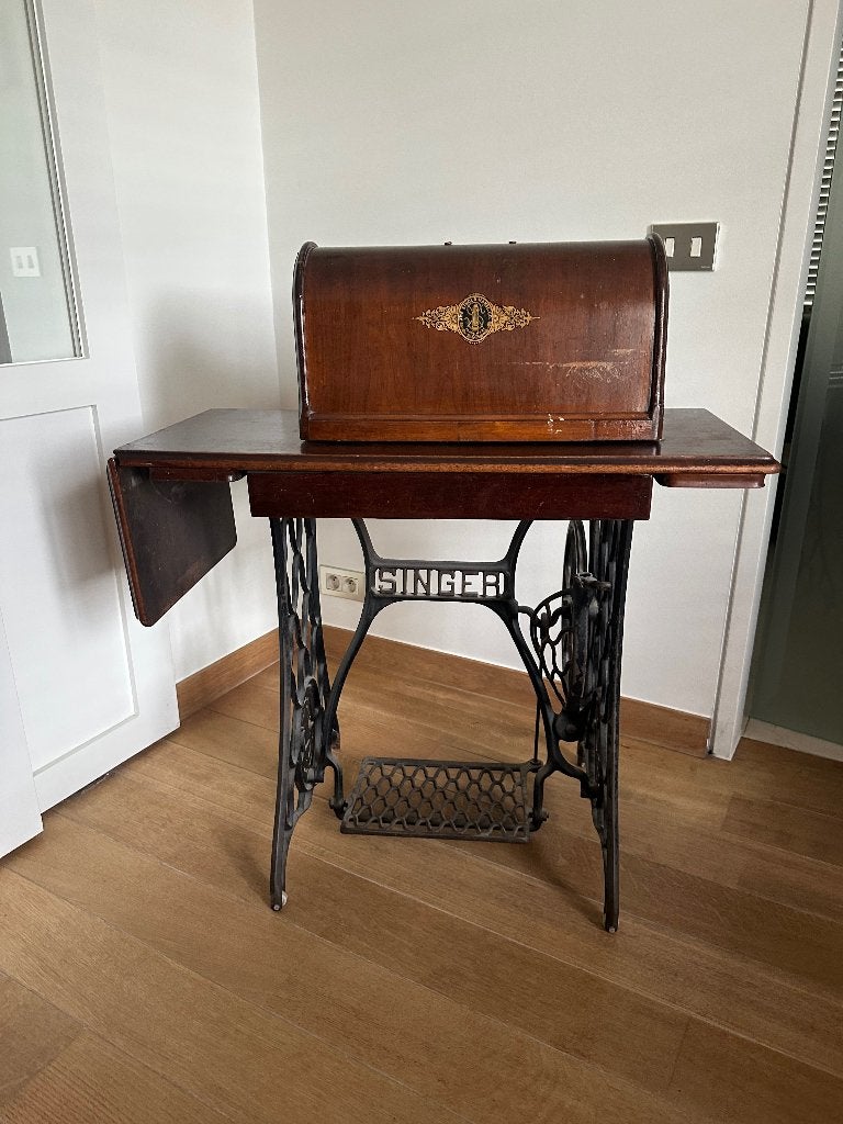 Singer naaimachine en tafel uit 1912, Antiek en Kunst, Antiek | Naaimachines, Ophalen