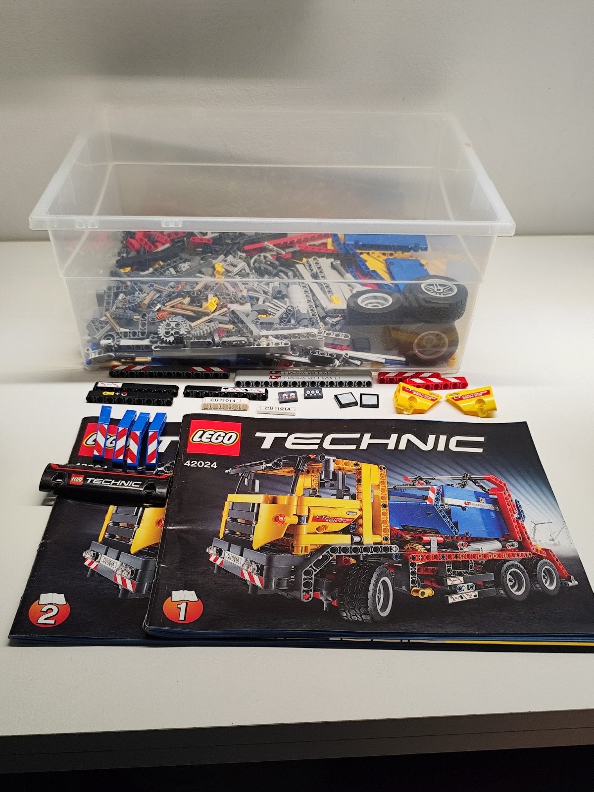 Lego technic 42024, Lego, Compleet, Ophalen of Verzenden, Zo goed als nieuw