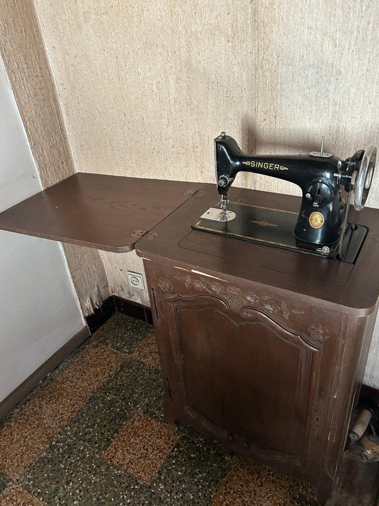 Machine à coudre Singer ancienne avec meubles en bois, Enlèvement