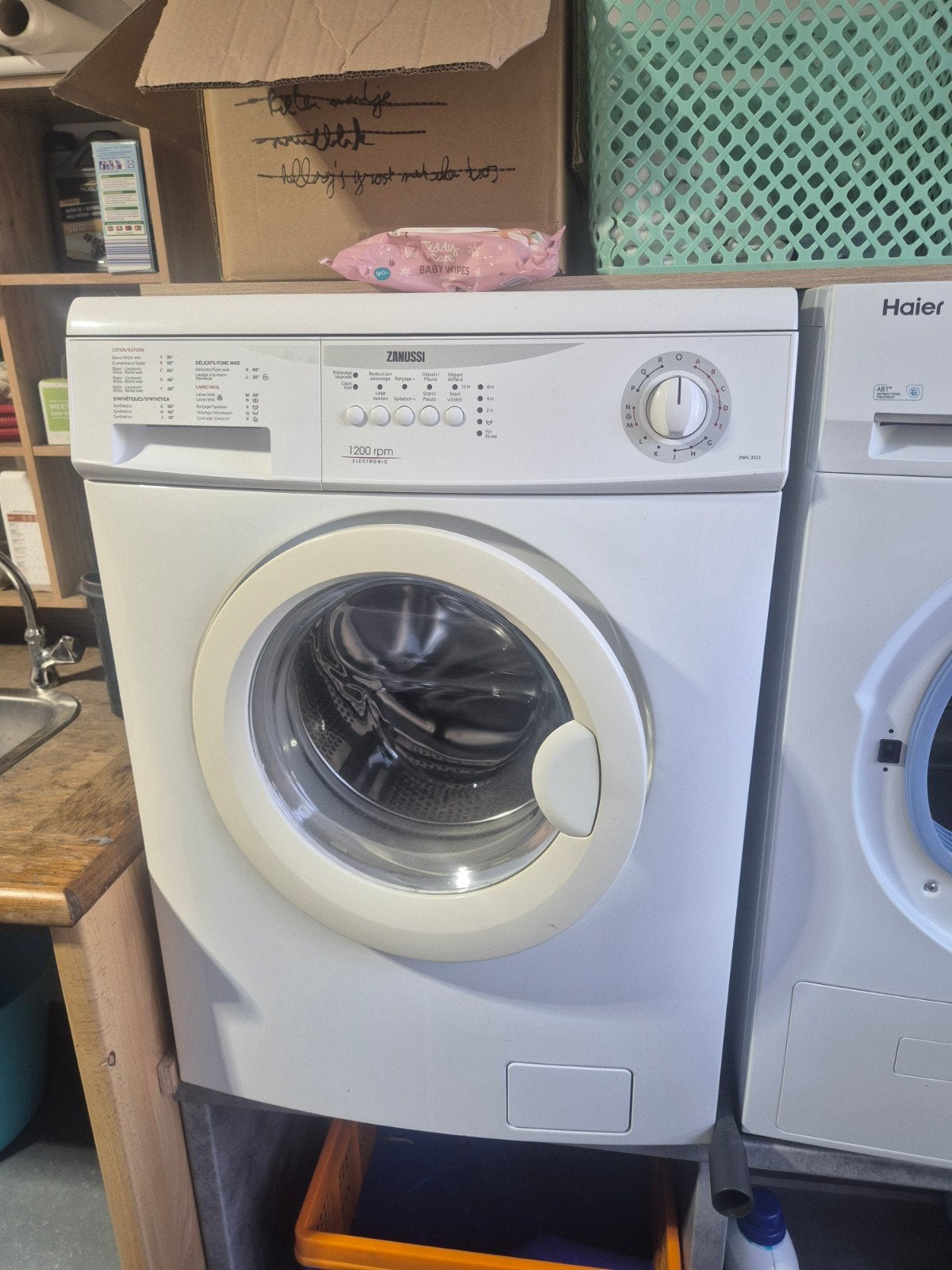 Zanussi wasmachine, Elektronische apparatuur, Ophalen of Verzenden, Zo goed als nieuw, Voorlader, Minder dan 85 cm